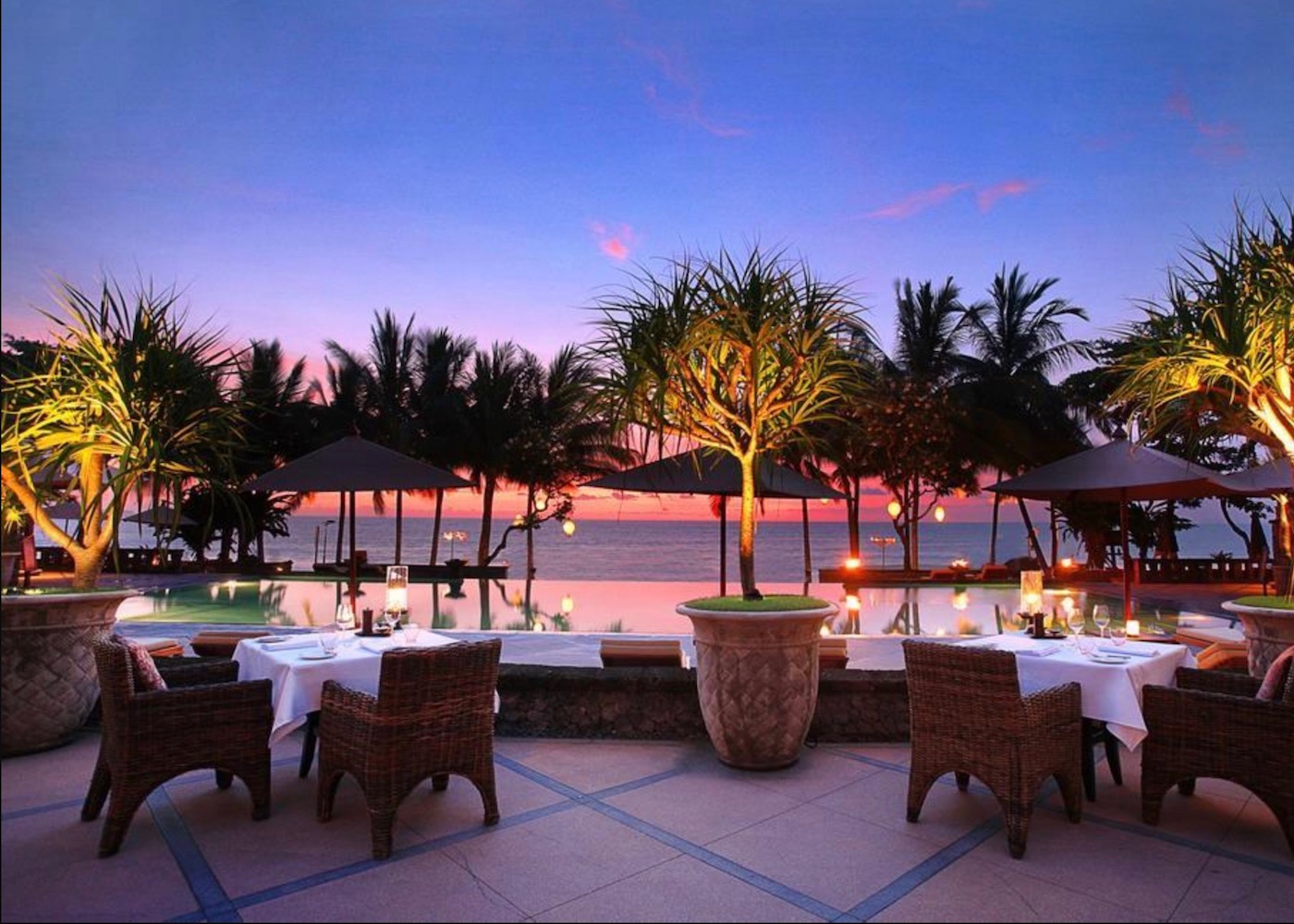 Read more about the article Sunset Cocktails and Bites: Bali’s Top Places With Vibrant Beach Club Culture